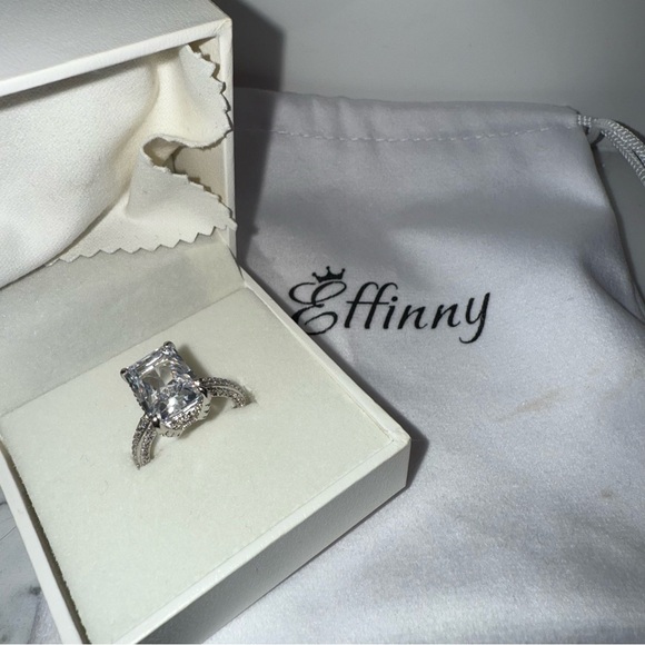 Effinny 6.0ct Elongated Radiant Cut Ring Cubic Zirconia Size 6.5 - Picture 3 of 16